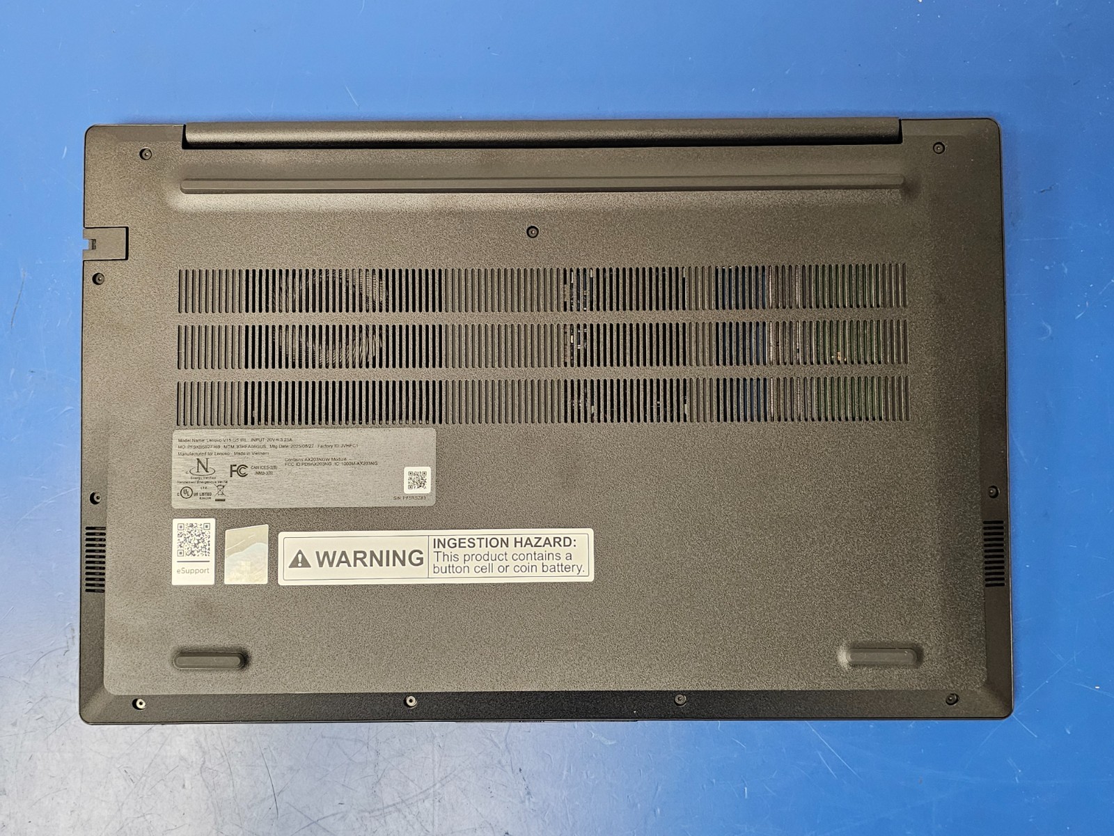 Lenovo V15 G5 IRL, Intel Core 7 240H, 2.50 GHz, 16 GB RAM, 1 TB NVMe SSD