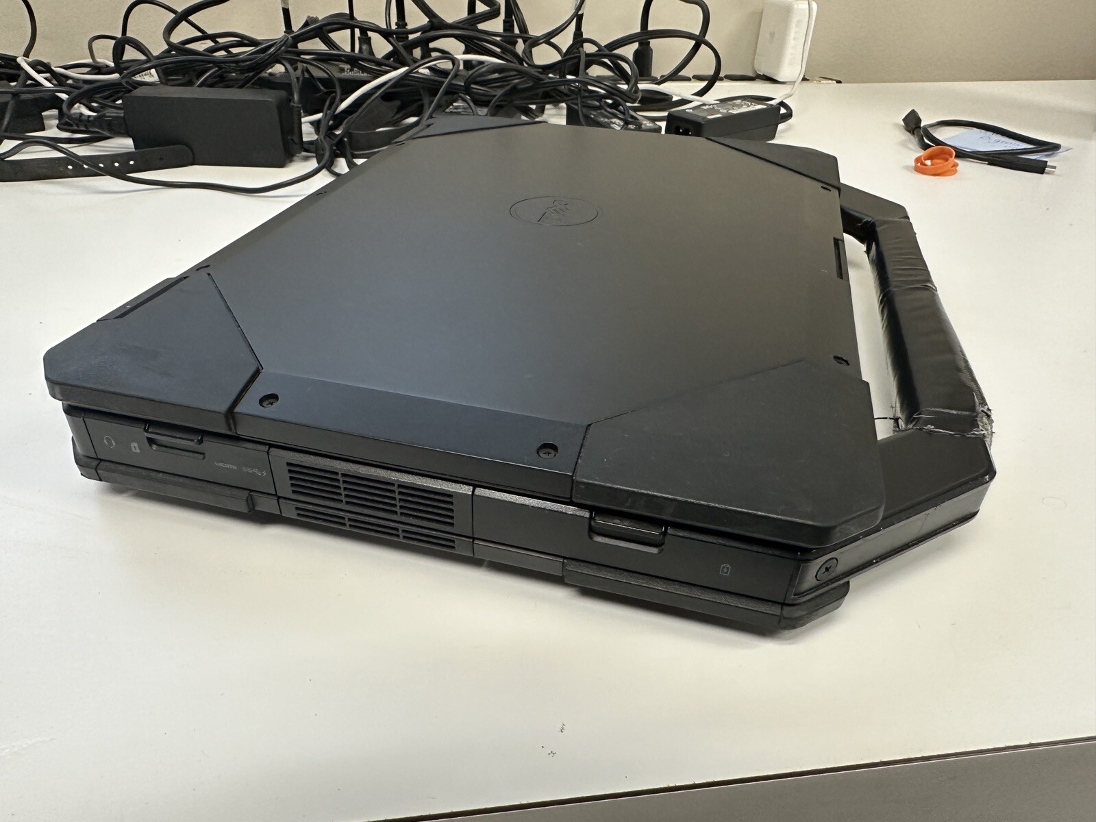 ✅ Dell Latitude 14 Rugged 5414 ✅ 14″ i5-6300U 2.4GHz ✅ 8GB RAM ✅ NO SSD ✅ PARTS