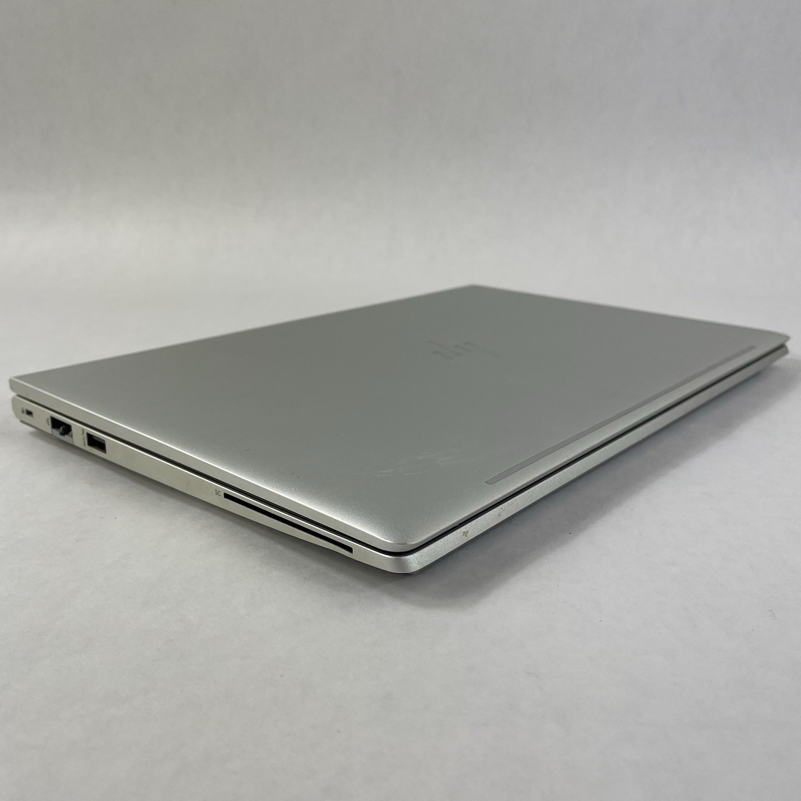 HP EliteBook 640 G9 14″ i5-1235U 3.96 GHz 16 GB RAM No SSD/OS/AC