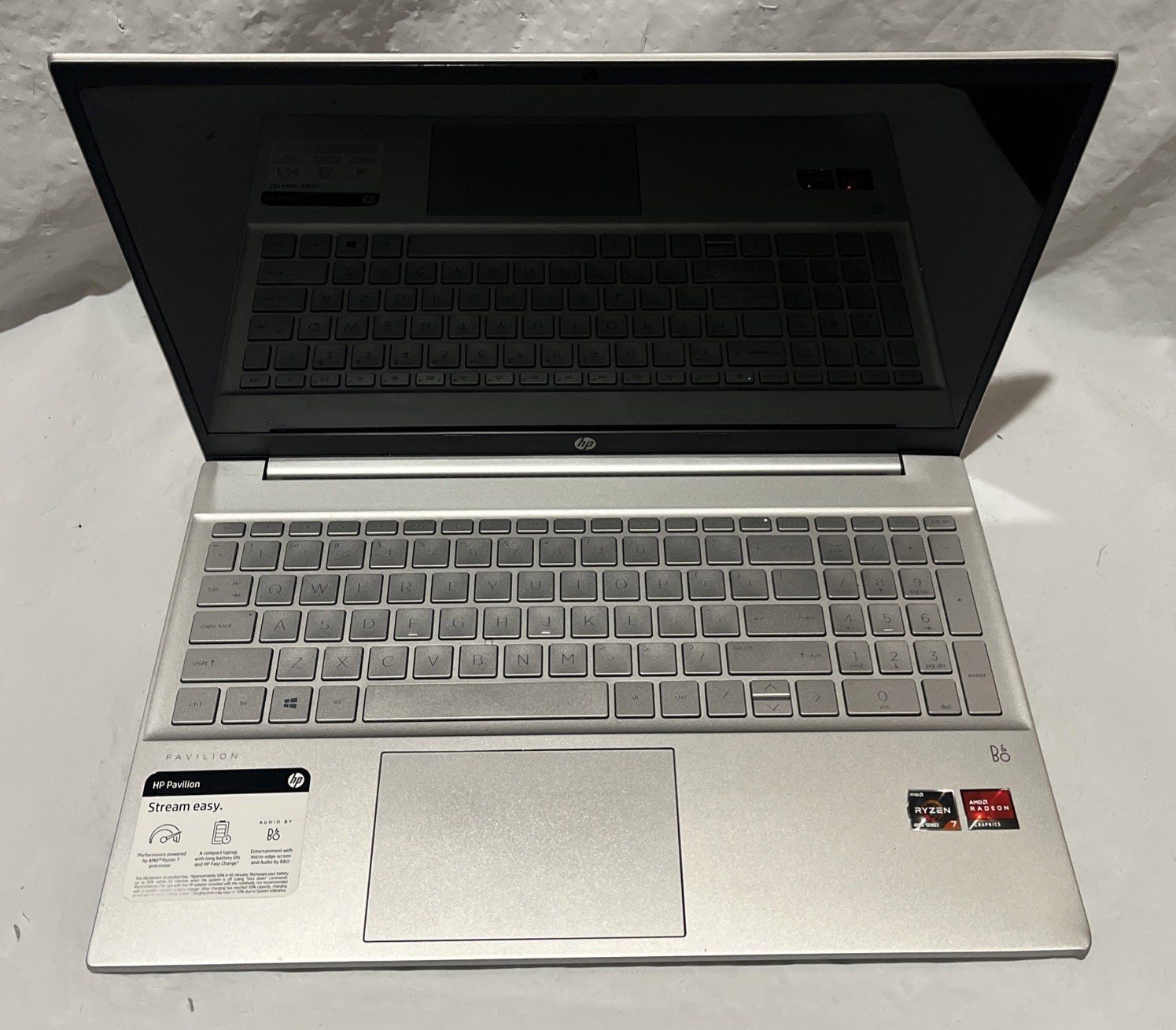 HP Pavilion 15-EH0015CL 15.6″ AMD Ryzen 7 4700U@2.0GHz, 16GB RAM, 256GB M2 *READ