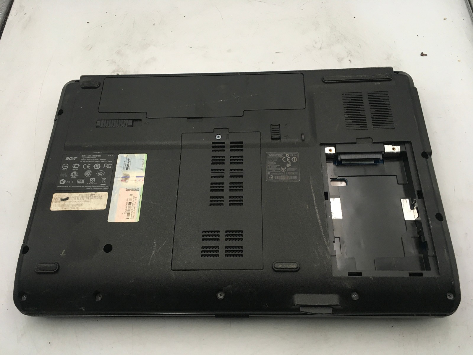 ACER ASPIRE 5517 1208 – BOOTS TO BIOS – AMD ATHLON X2 – 4GB RAM – READ DESC – BB