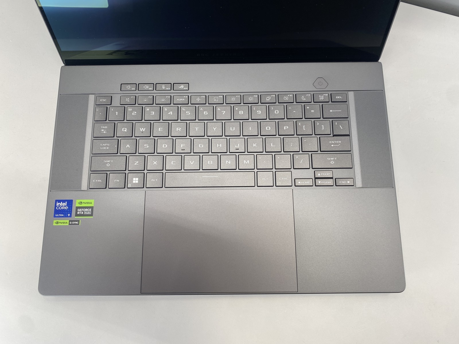 Asus Laptop ROG Zephyrus G16 GU605MI 16″ Intel Core Ultra 9 185H 1TB RTX 4070