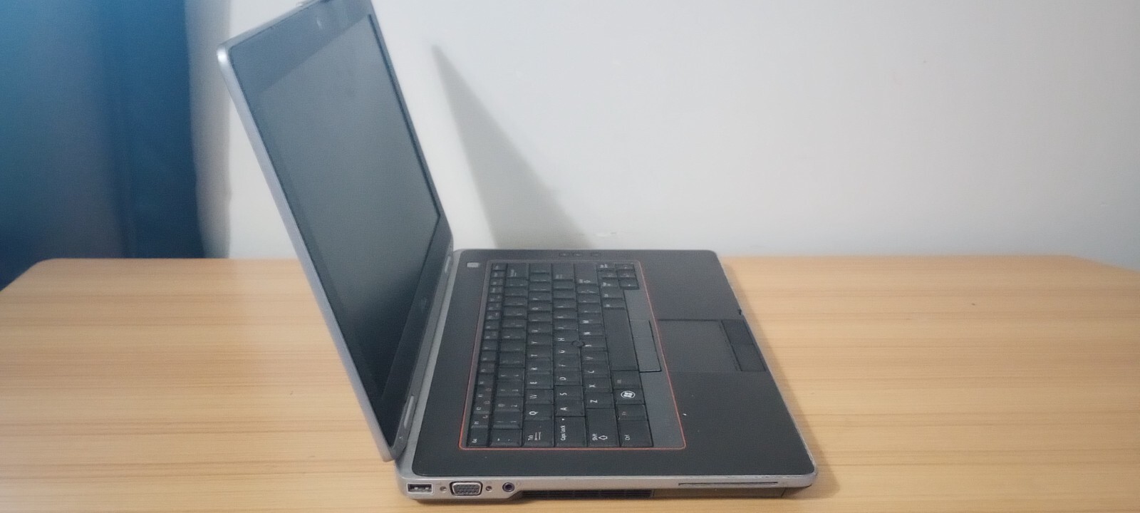 Dell Laptop E6420 Latitude 8GB RAM 300GB HDD 14in. Laptop #2341
