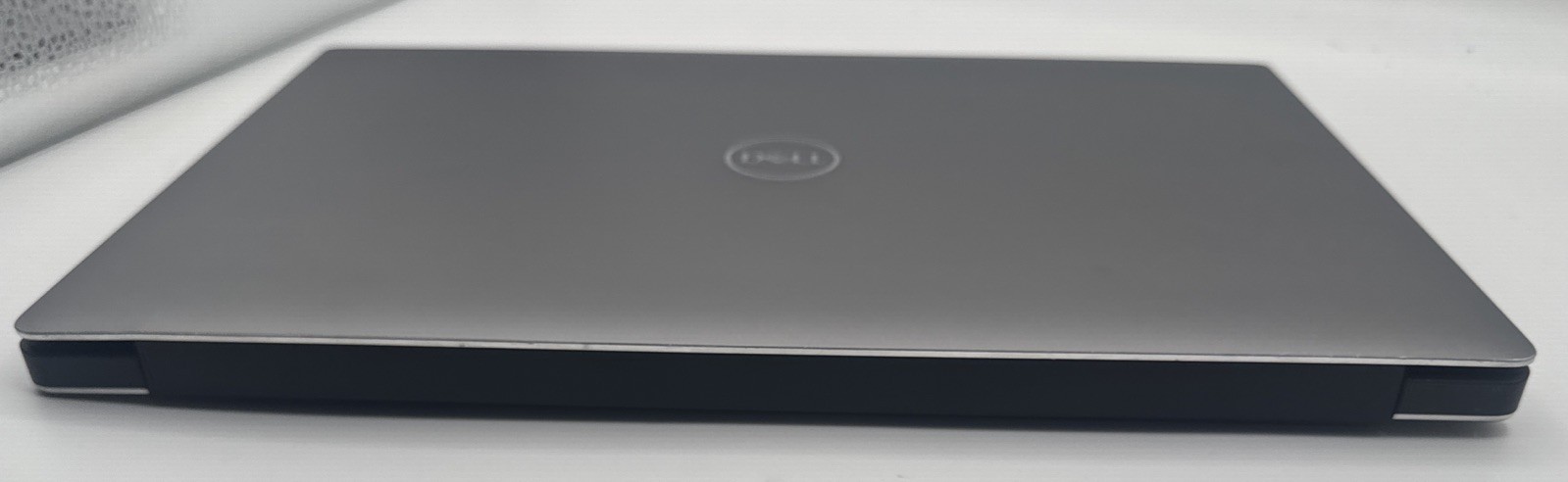 Dell Precision 5540 15.6” FHD i9-9980HK 32GB RAM 1TB SSD Win 11 Pro