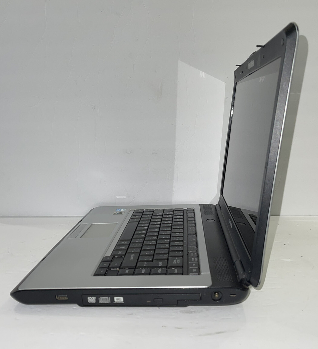 15.4” Toshiba Satellite L300-129 Laptop 2GB RAM 160GB HDD Windows VISTA 4 PARTS!