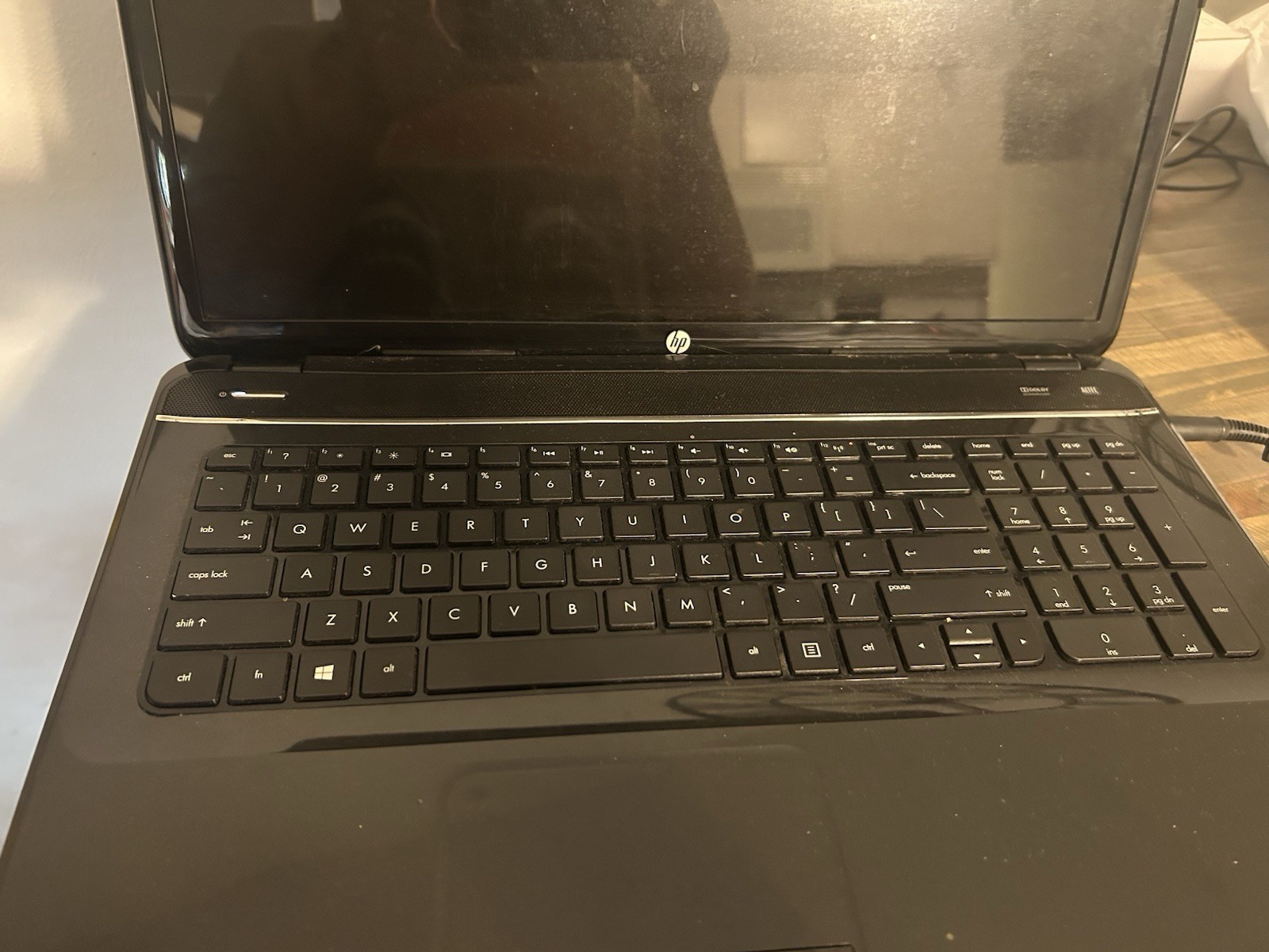 Hp Pavilion G7, Laptop, Nonworking Display for parts or repair ￼