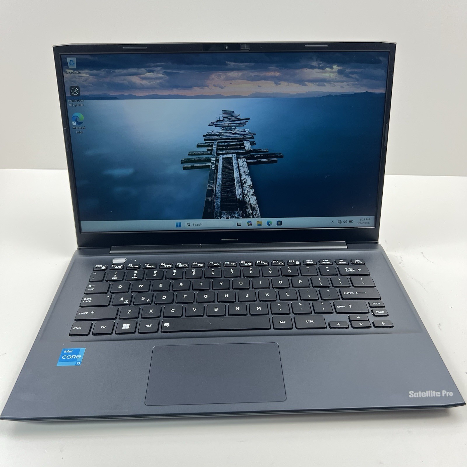 Dynabook Satellite Pro C40-K 14″ AMD Ryzen 3 7370U 8GB Ram 256GB SSD, Win 11