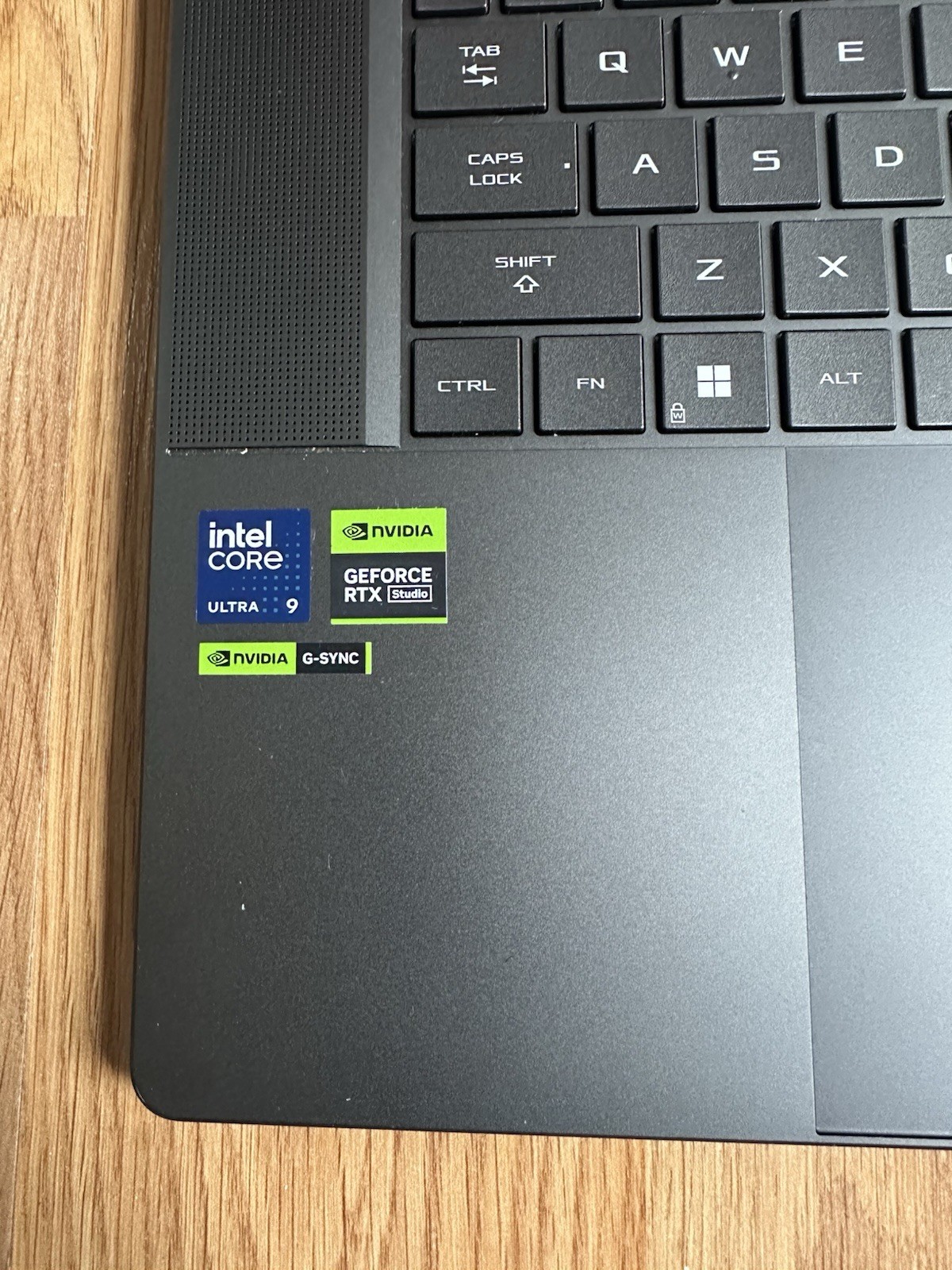 ASUS ROG Zephyrus GU605MI 16in Core Ultra 9 RTX 4070 16GB 1TB Win11