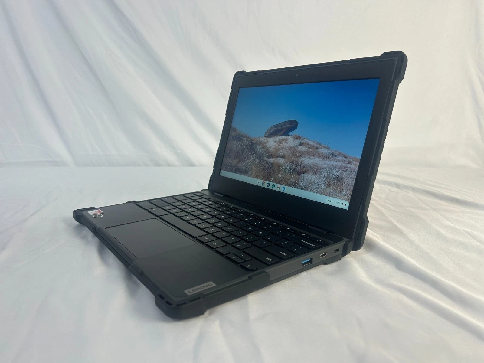 Lenovo 100e Chromebook 2nd Gen AST 32GB SSD, 4GB DDR4, AMD A4-9210C W/Case Cover