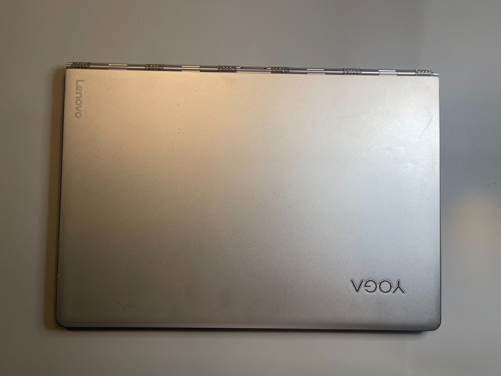 Lenovo Yoga 900-13ISK2 -i7- 6th Gen. NOT Working, Cracked Screen, NOT TURN ON