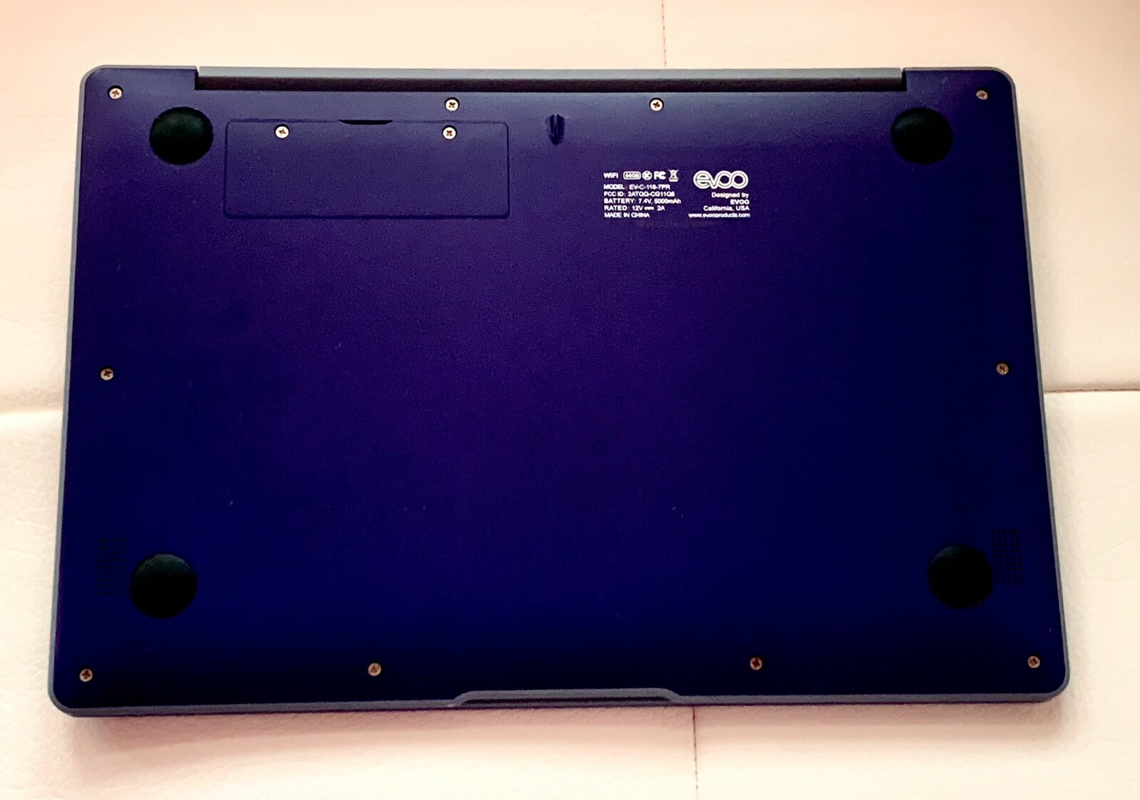 Evoo Windows 11/10 Dual Boot Ultra Slim 11.6″ 64GB/256GB SSD; 4GB RAM IPS Laptop