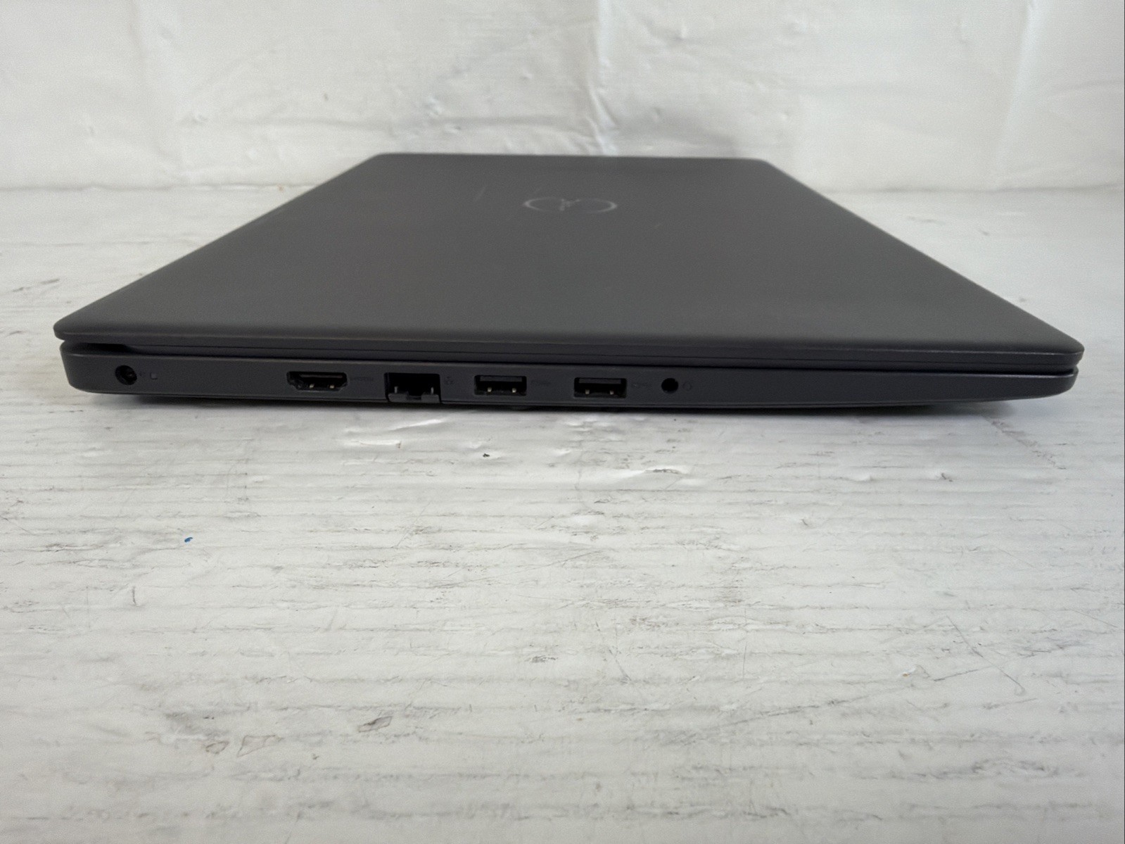 Dell Inspiron 15 3000 15.6 Intel Celeron N4020 /4GBRAM/Bad Screen/Good Battery
