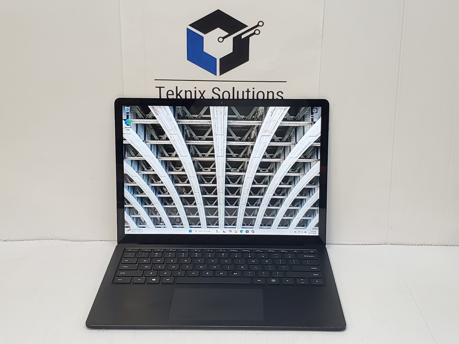 Surface Laptop 3 1868 13.5″ Core i5-1035G7 @ 1.20GHz 8GB Ram 256GB SSD Win11H #1