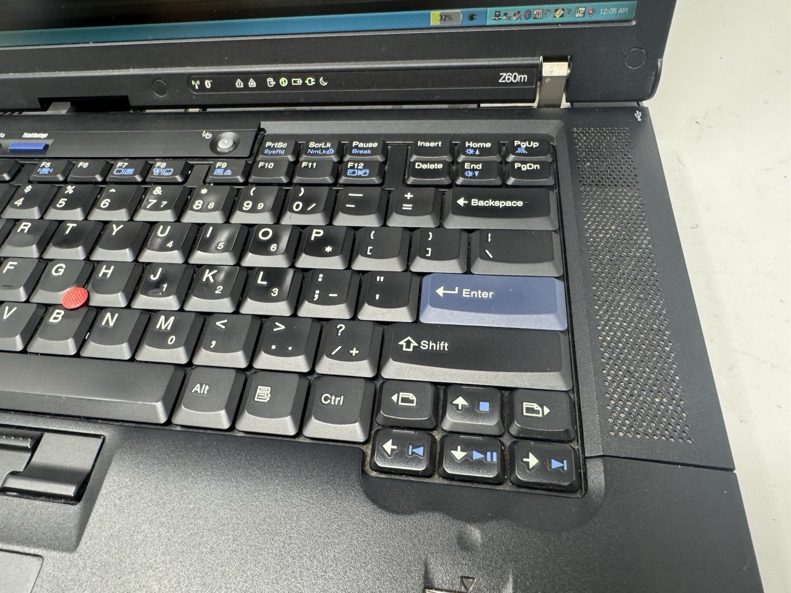 IBM ThinkPad Z60M Pentium M 2.0GHz 2GB RAM 80GB HDD XP Pro Radeon X600