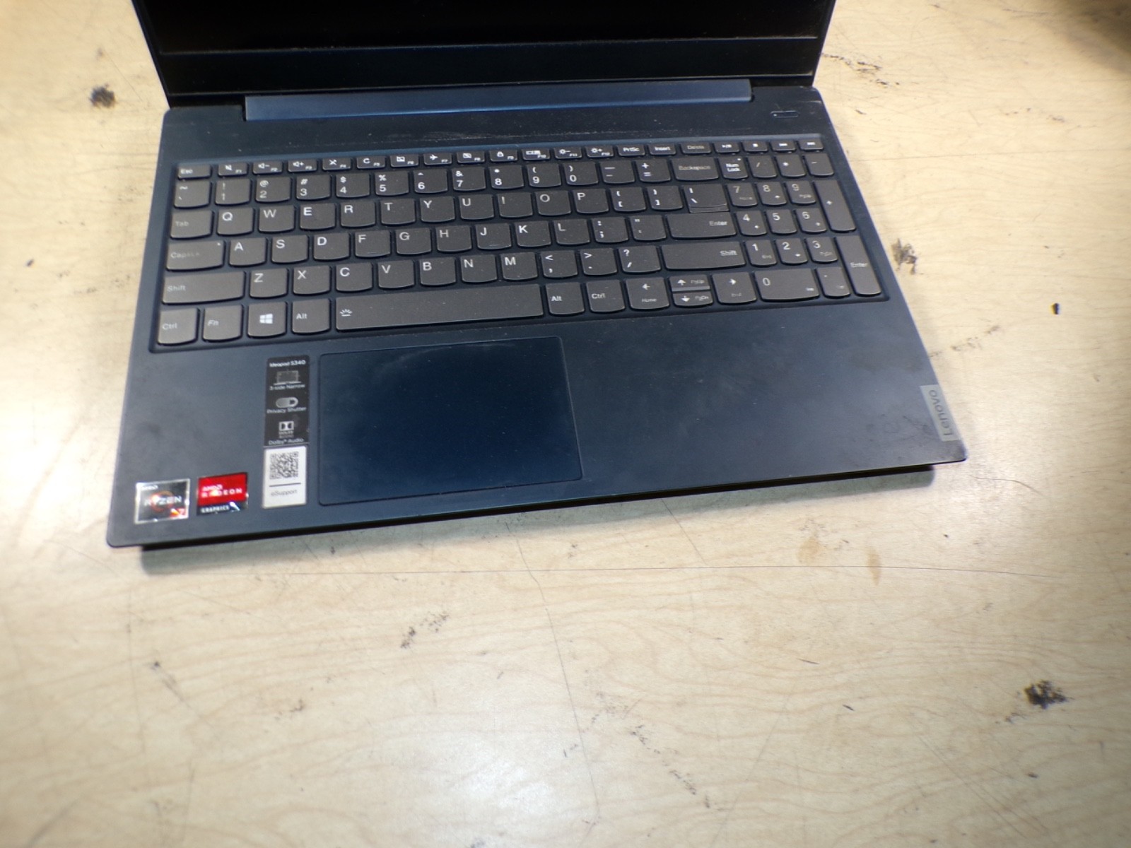 LENOVO IDEAPAD S340 AMD RYZEN 8GB RAM **UNTESTED/ HAS BODY DAMAGE **NO HD