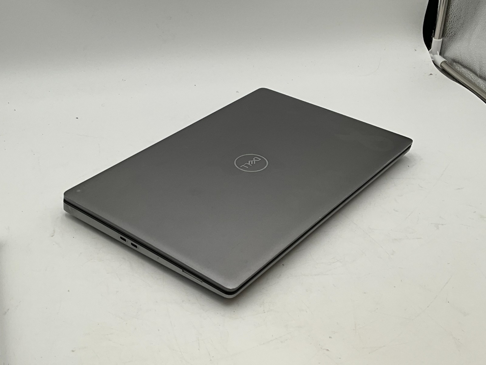 DELL Precision 7560 i7-11850H 2.50G 32GB 1tb T1200 15.6″ WIN11 H6F57M3