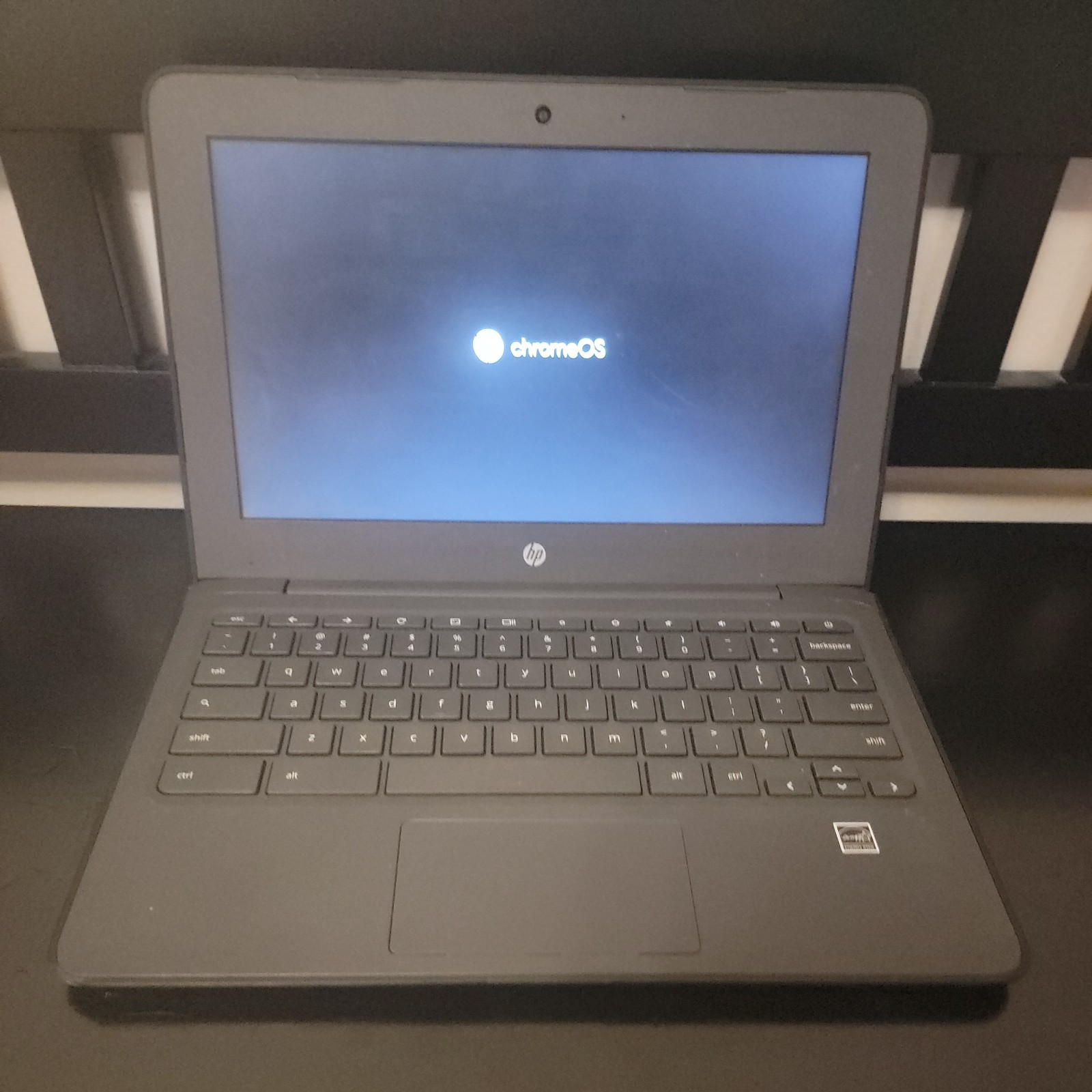 HP Chromebook 11 G6 EE – 11.6″ HD – Intel Celeron N3350 – 4GB RAM – 16GB eMMC