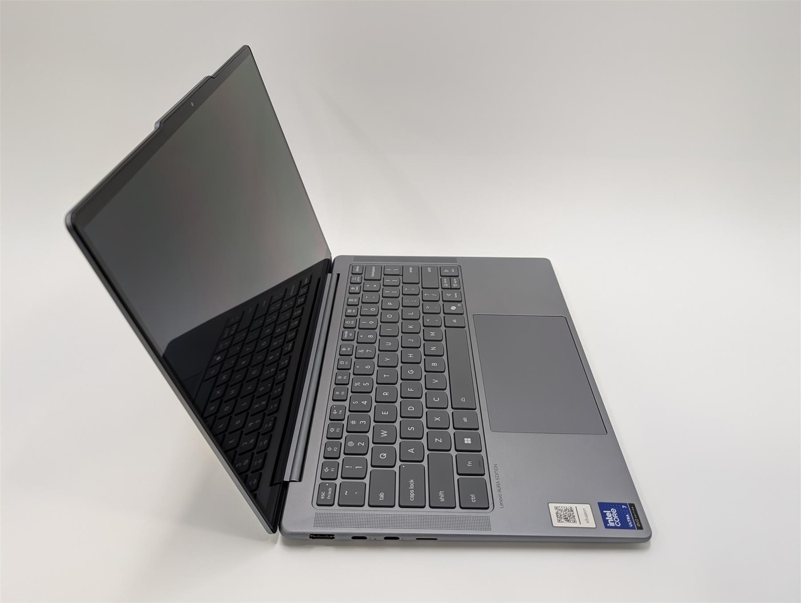 Lenovo Slim 7 14″ Core Ultra 7 258V 32GB 1TB SSD Arc 14 Luna Grey Used-Very Good