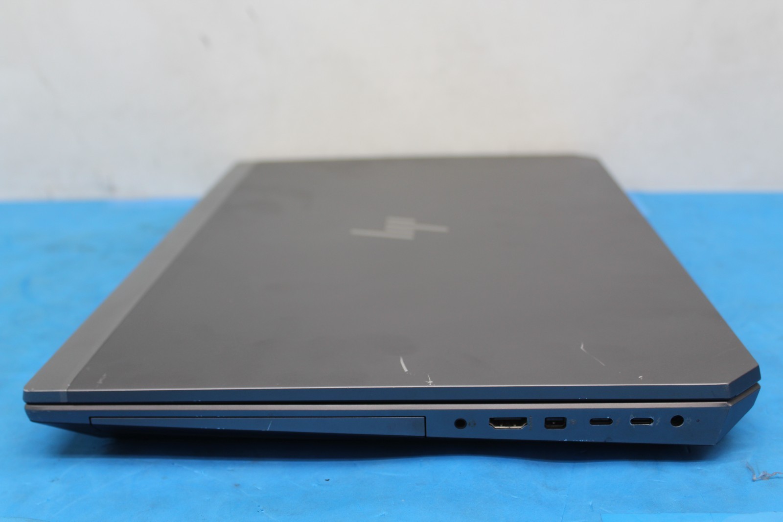 HP ZBOOK 17 G6 WORKSTATION XEON E-2286M 64GB 1TB M.2 SSD RTX 5000 W11PRO T9-A12