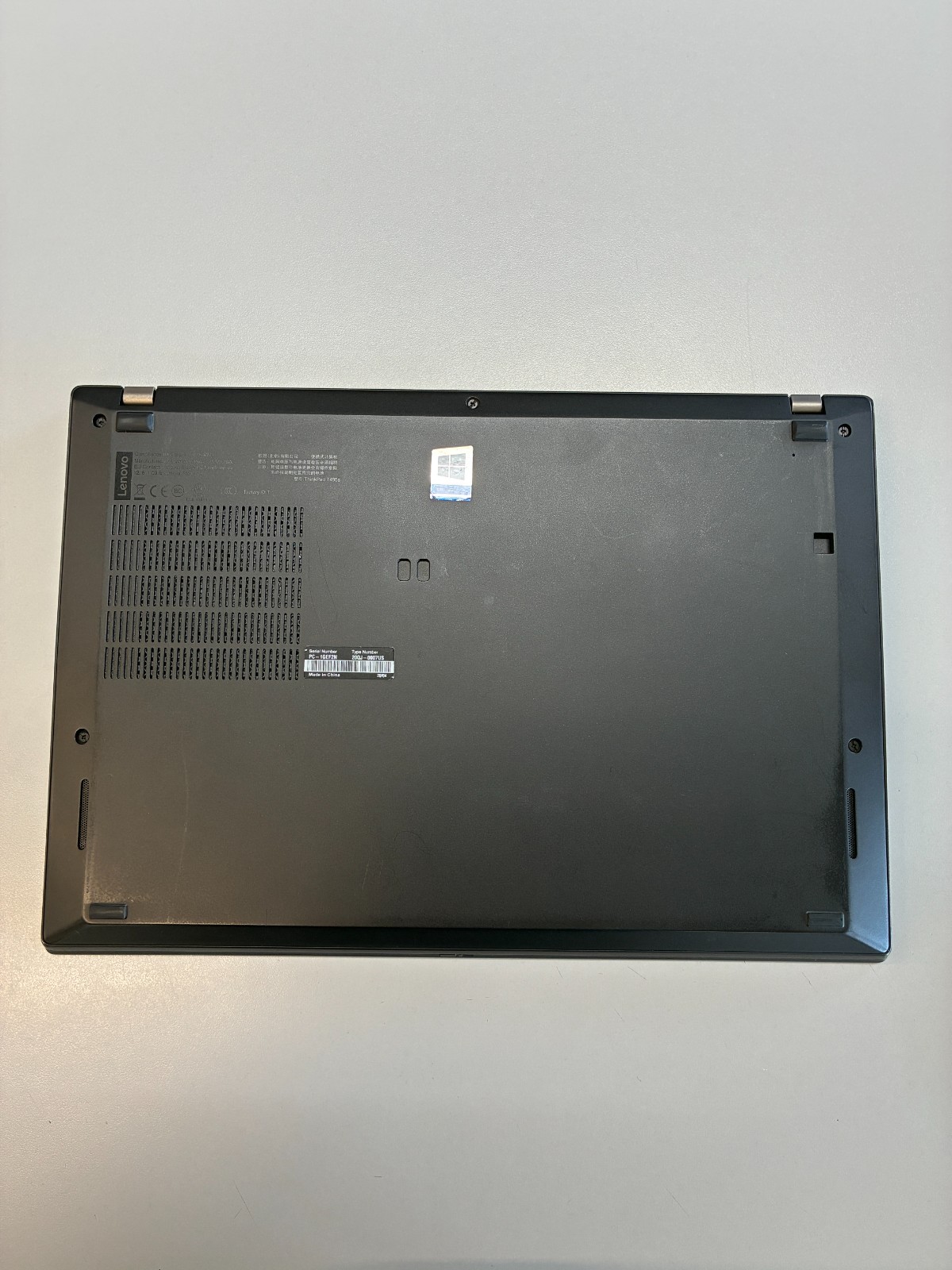 Lenovo ThinkPad T495s: Touch 14″ / Ryzen 7 3700U / RAM 16Gb / SSD 512Gb / Win 11