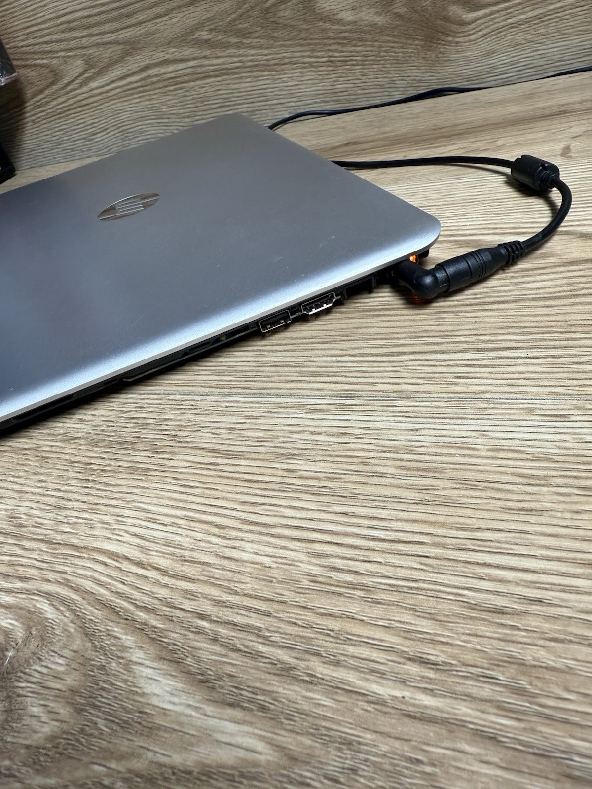 💻 HP Pavilion 15” Laptop 🔧 i7-6500U • 8GB RAM • No SSD/Cable • Missing Bottom