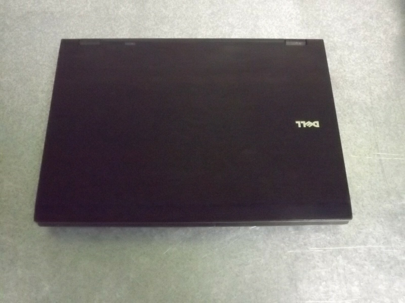 Dell Latitude E5500 Intel Core 2 Duo P8800 2.66GHz No Ram/HDD/Batt/PS