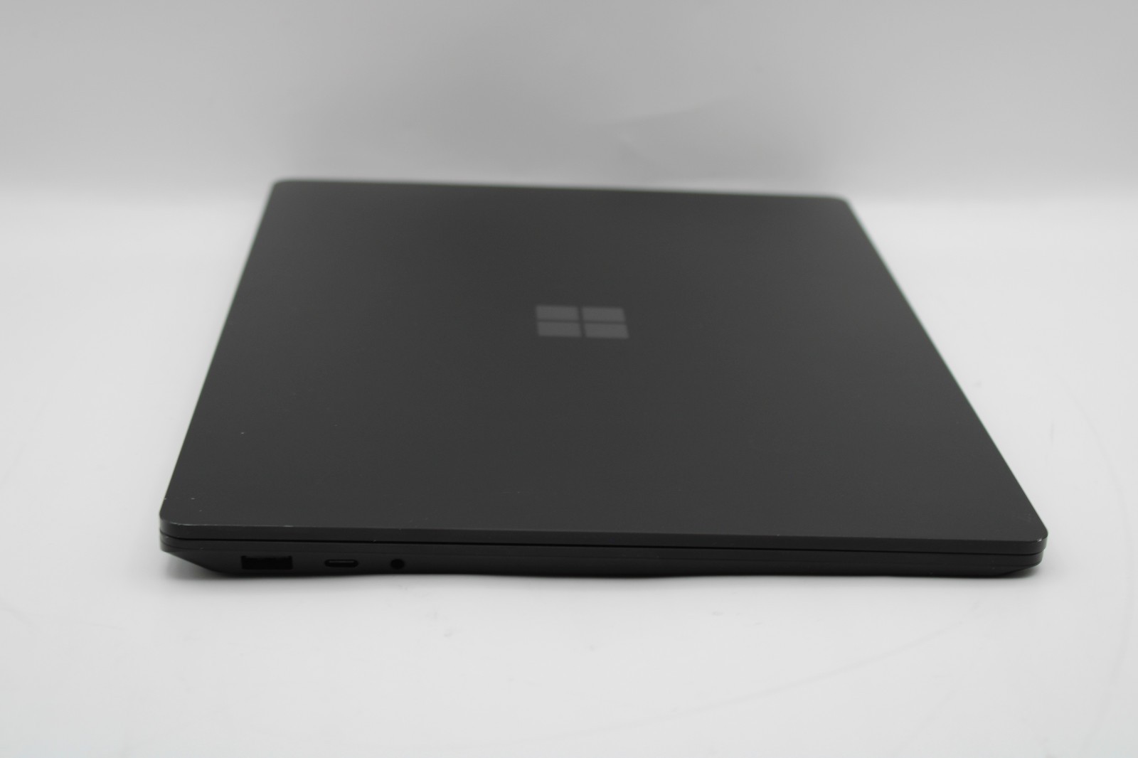 Microsoft Surface Laptop 4 13″ 1951 _ i5-1145G7 @ 2.6 _ 16GB / 512GB _ W11P