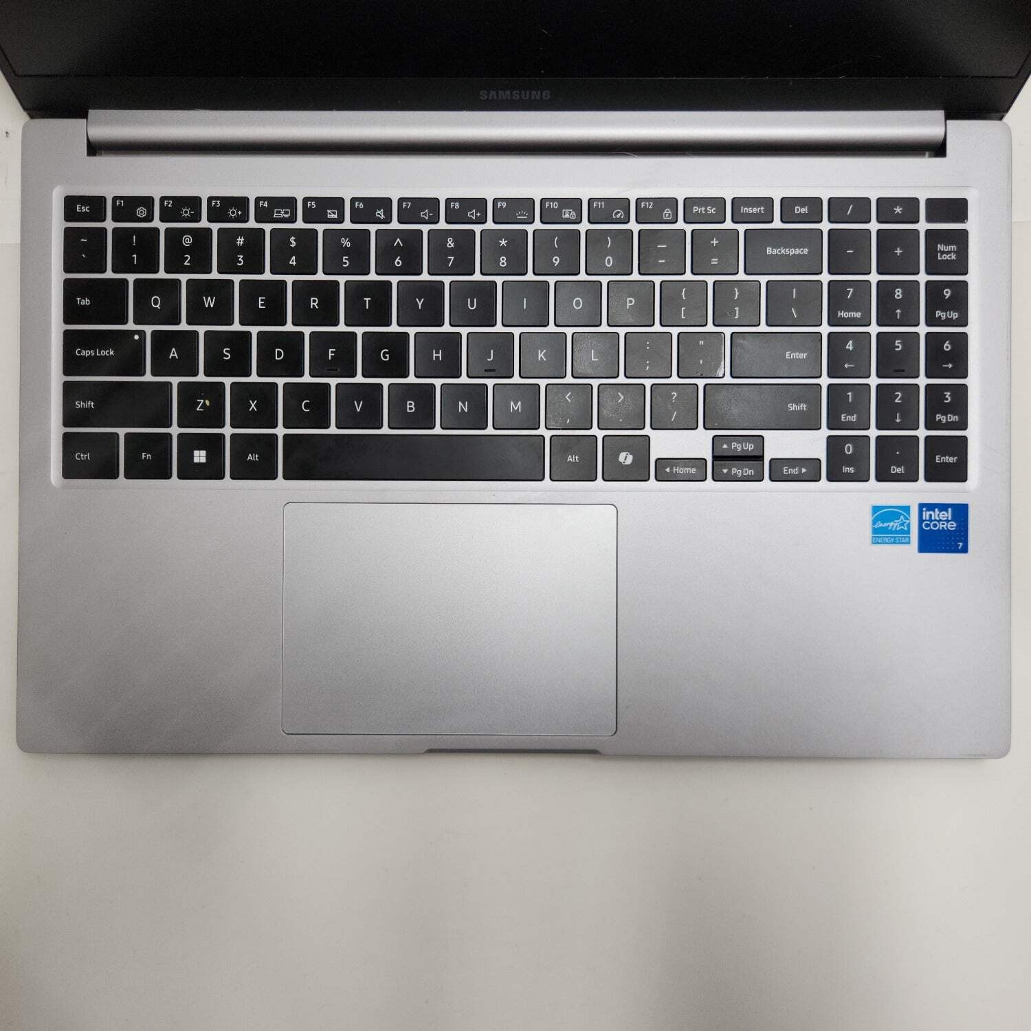 Samsung Galaxy Book4 750XGK 15.6″ Core 7 150U 1.8GHz 16GB RAM 512GB SSD