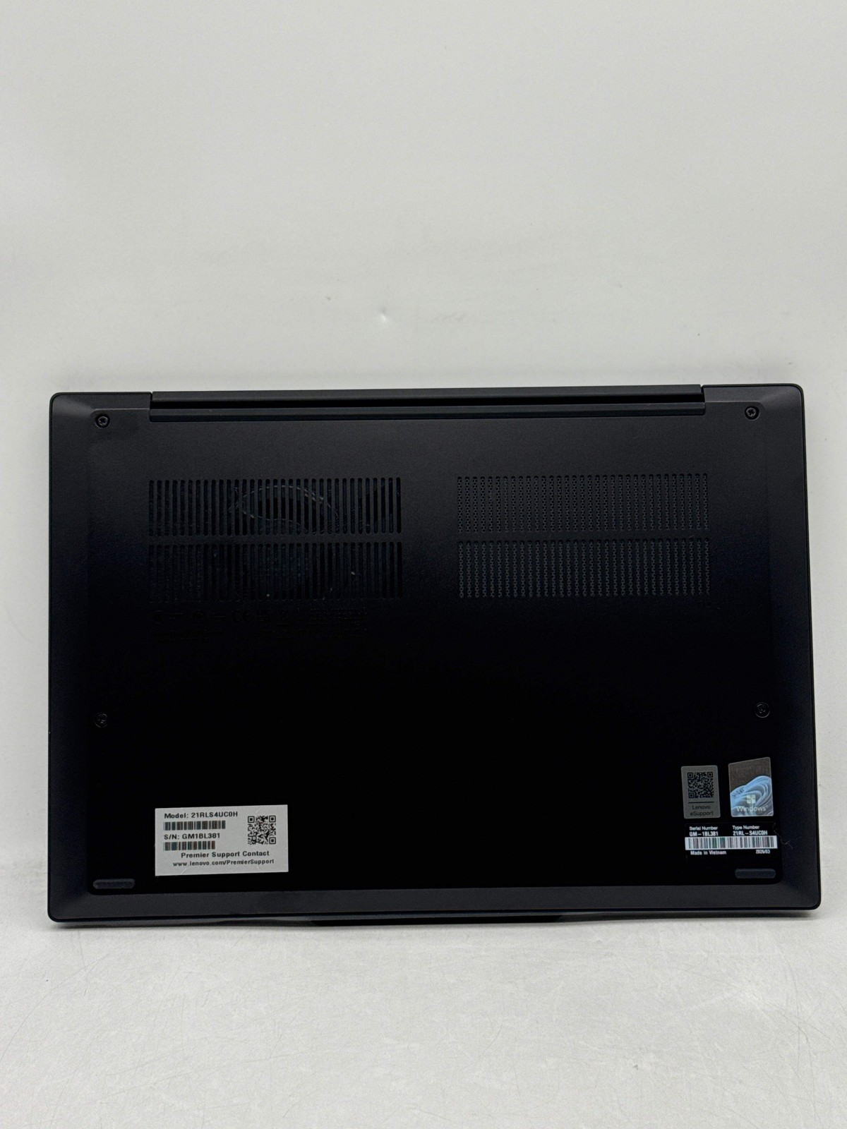 Lenovo ThinkPad X13 Gen 6 13.3″ intel Core Ultra 5 235U 512GB SSD 32GB DDR5 RAM