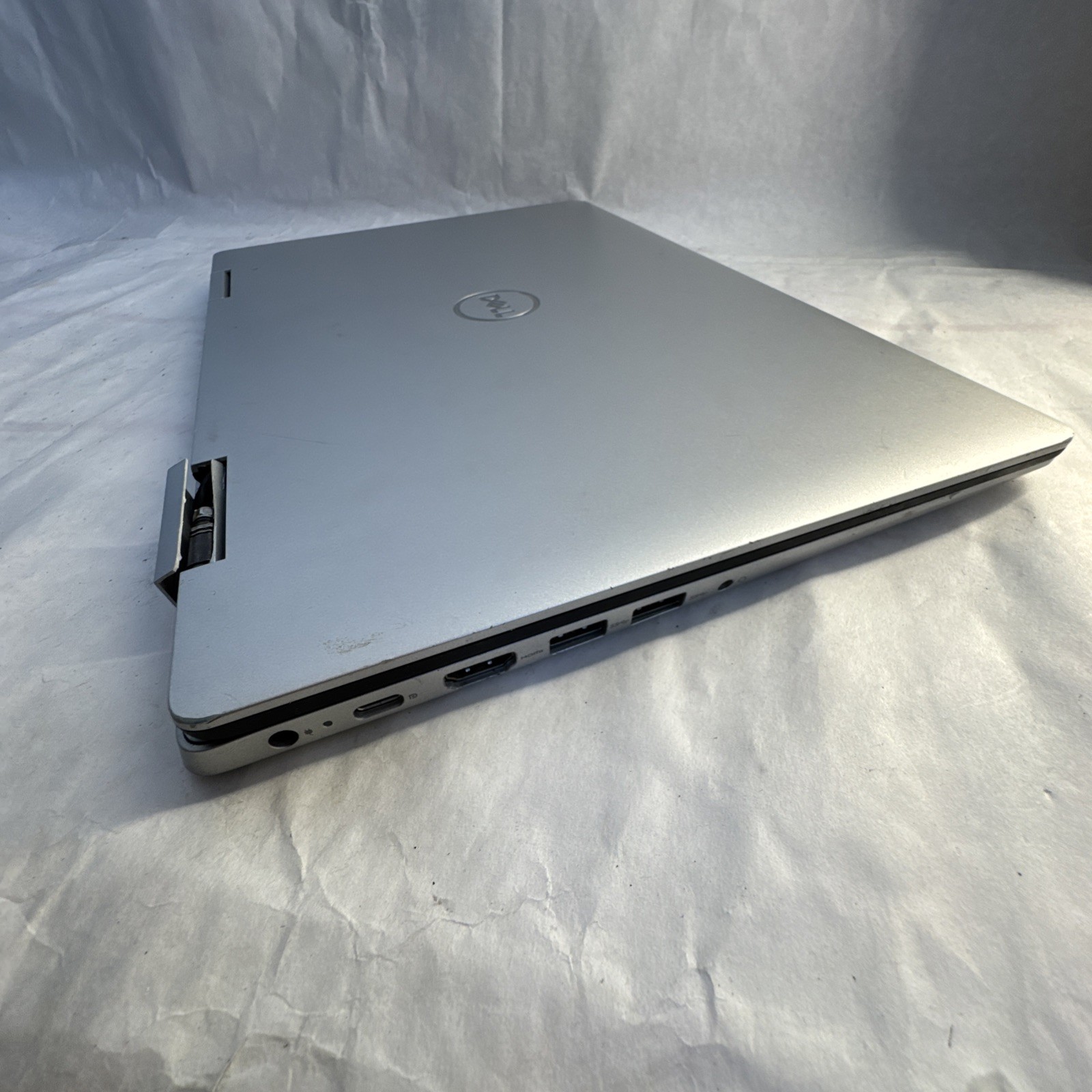 Dell Inspiron 5491 2-in-1 Intel Core i7-10510U @1.80GHz 8GB RAM 512GB SSD Win11P