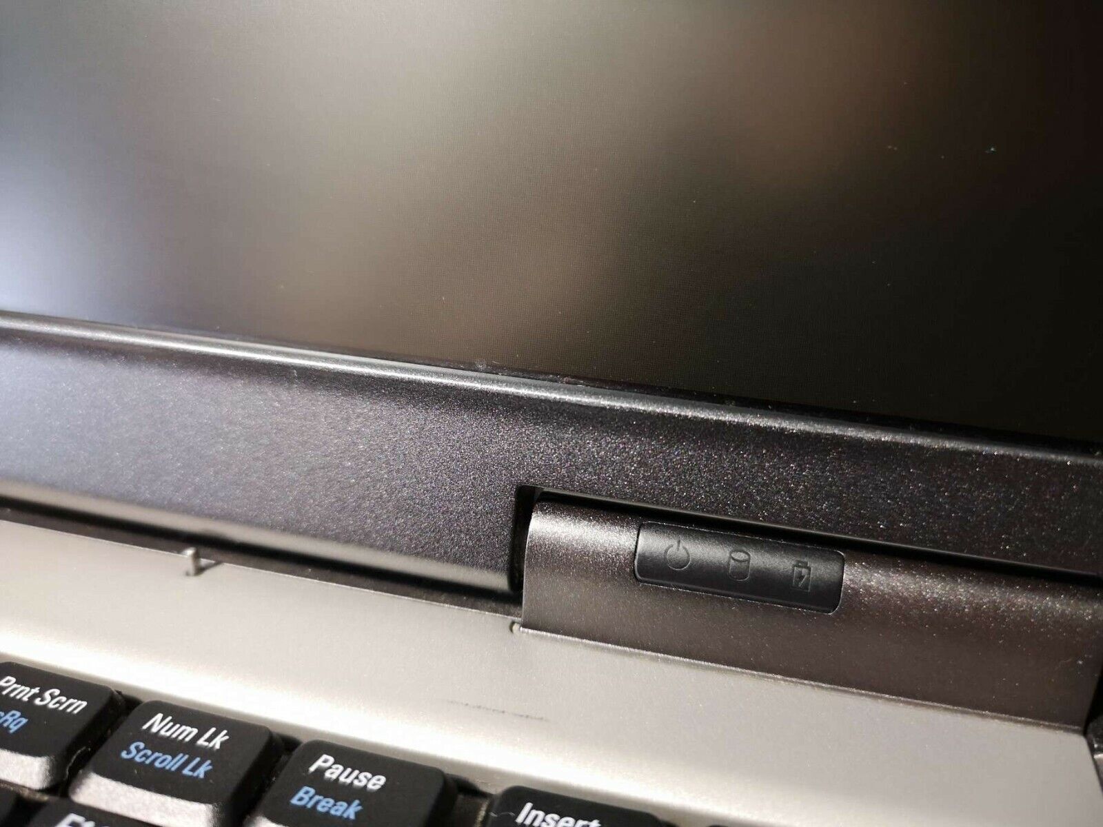 Dell Latitude D520 2GB RAM 160GB HDD 15inch 1024x768px 4xUSB FireWire Win XP Pro