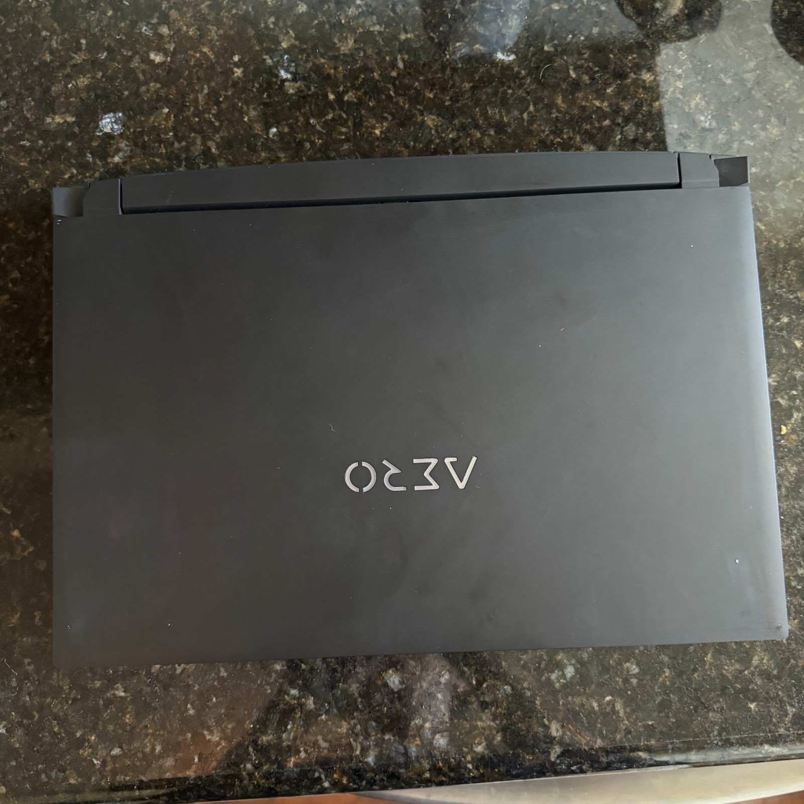 FOR PARTS: GIGABYTE AERO LAPTOP 15.6″ 4K OLED, i7-12700H, 3070 TI, 16GB DDR4