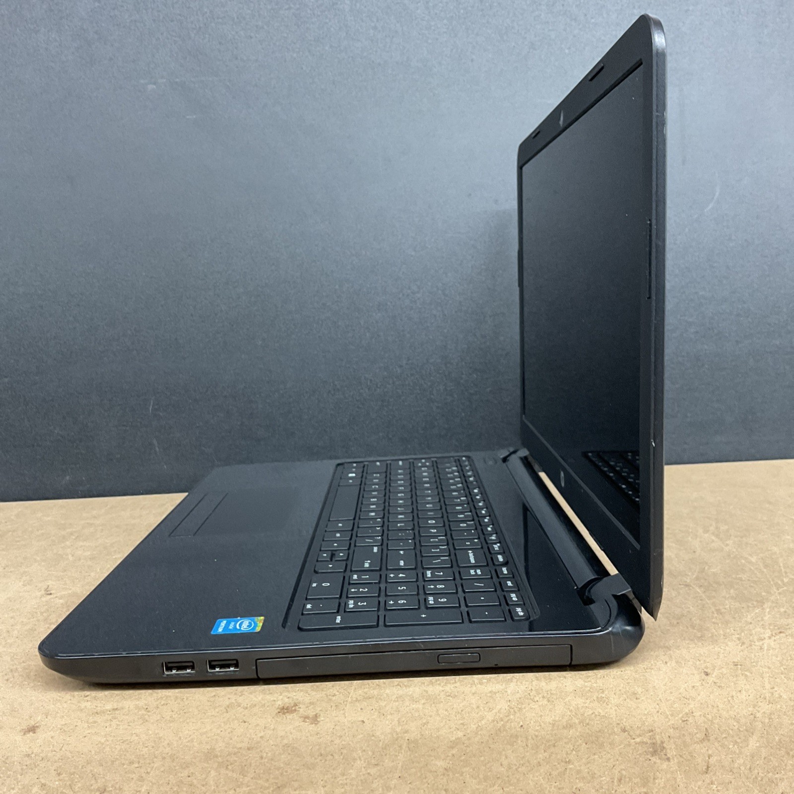 HP Hewlett Packard 15-r030nr Laptop 15.6” Intel Pentium – Broken Untested