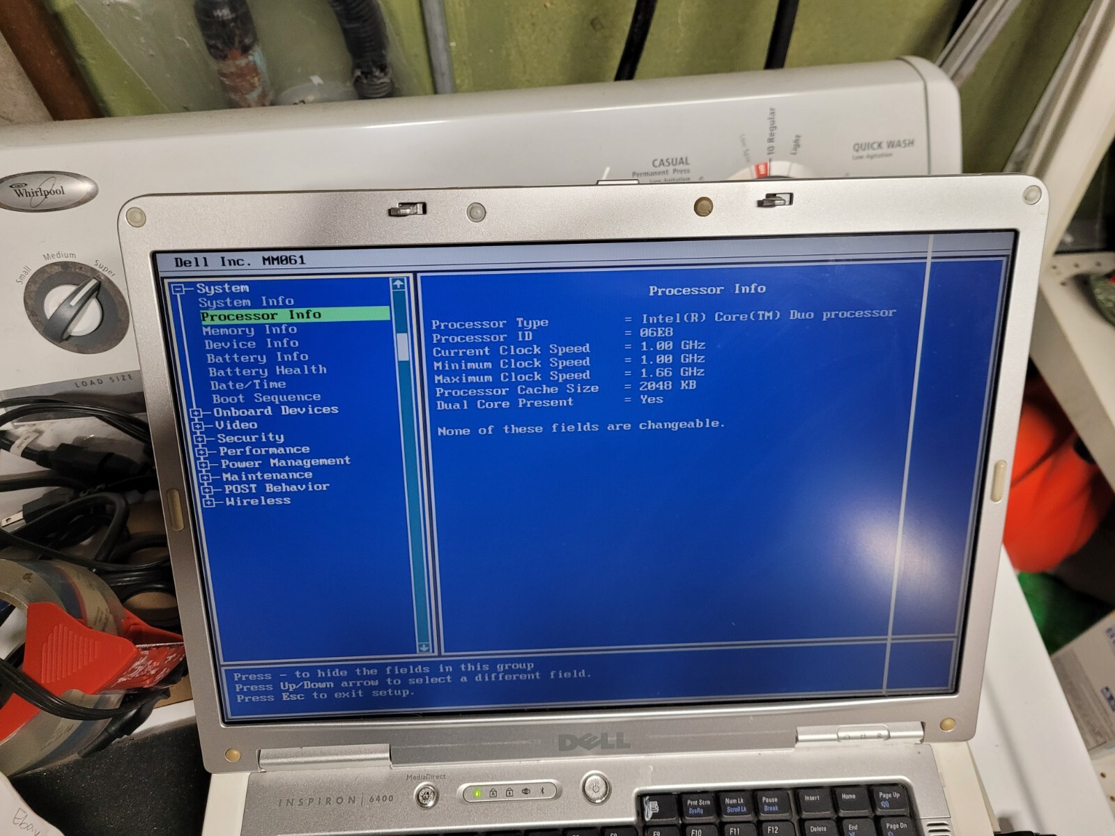 Dell Inspiron 6400 1.66 GHZ Core Duo 2GB Ram/HDD/PS – small line in screen