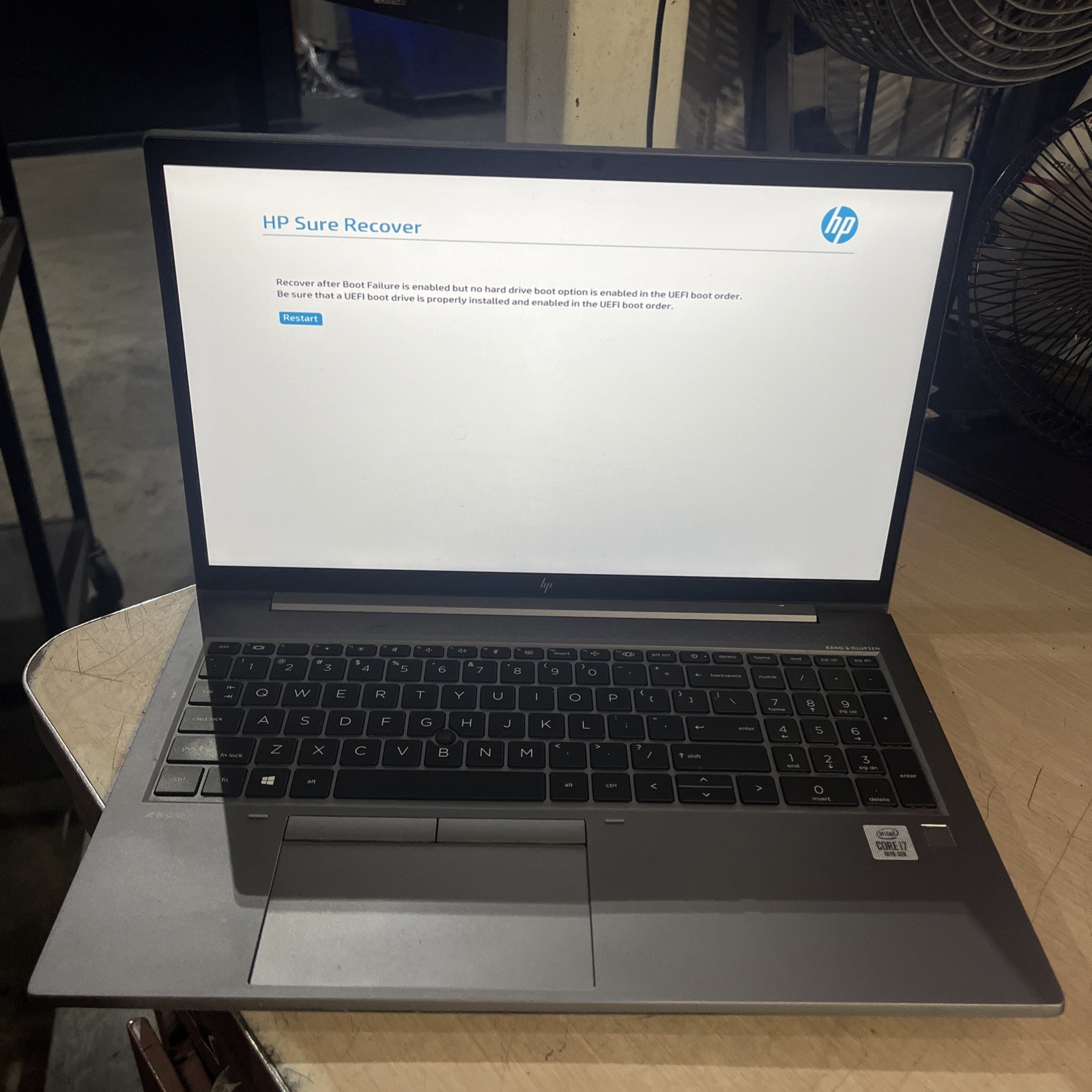 HP ZBOOK FIREFLY 15 G7 INTEL CORE I7-10510U 1.80GHZ 8GB RAM NO HD