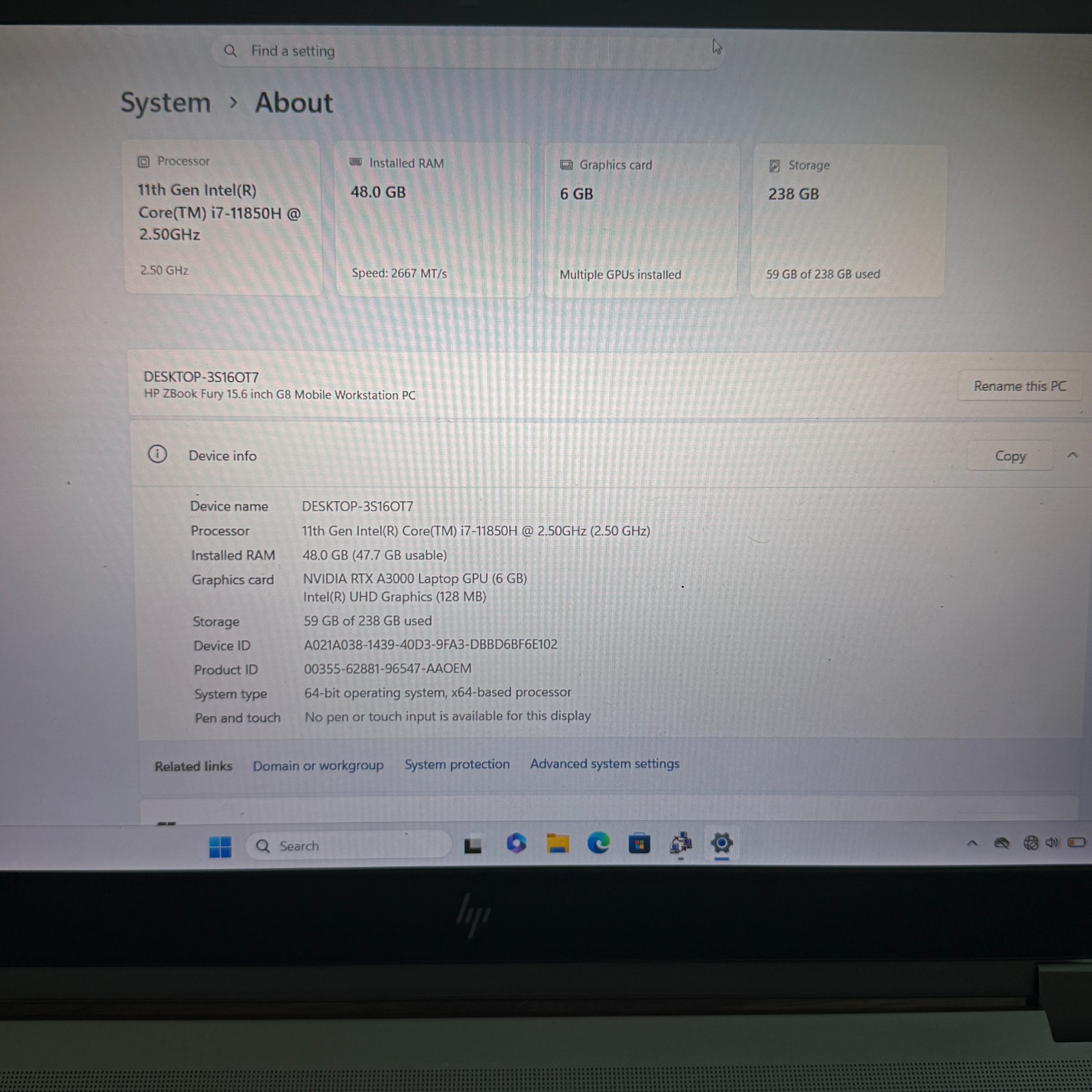 HP ZBook Fury 15.6″ G8 Mobile Workstation i7-11850H 48GB RAM 256GB SSD RTX A3000