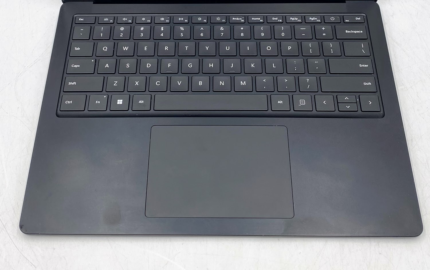 Microsoft Surface 5 13.5″ Laptop- 256GB SSD, 16GB DDR5 RAM, i7-1265U CPU, W11P