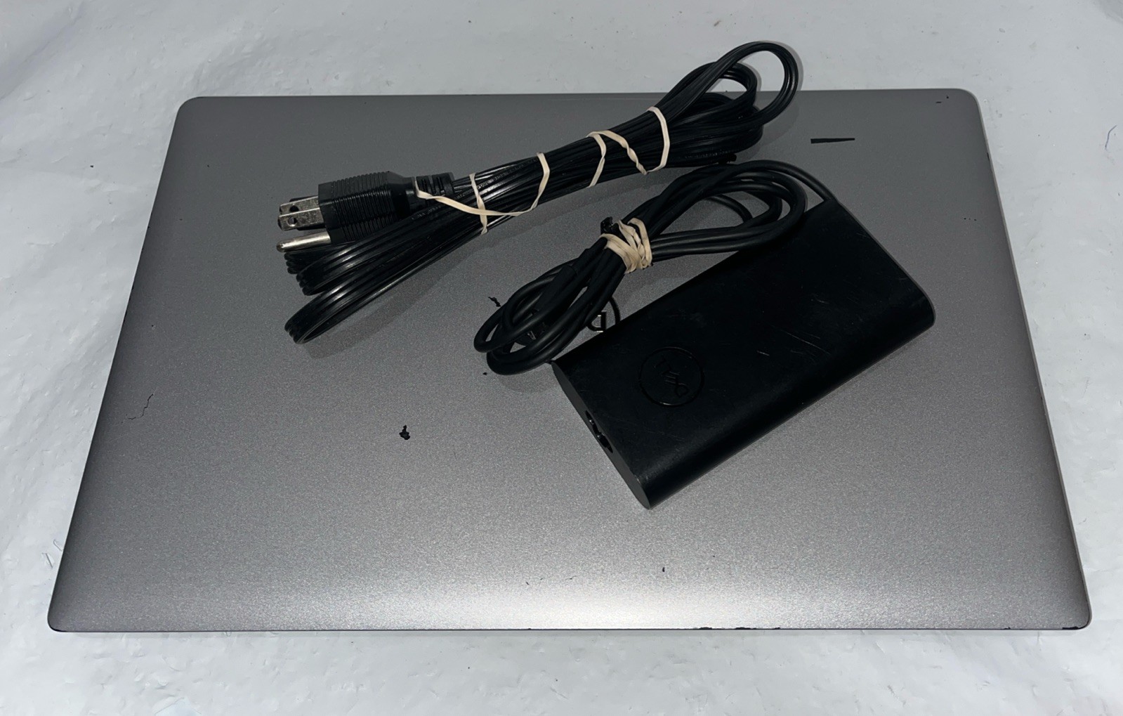 Dell Precision 3560 15.6″ i7-1165G7@2.8GHz, 16GB RAM, 512GB M2, W11P *READ