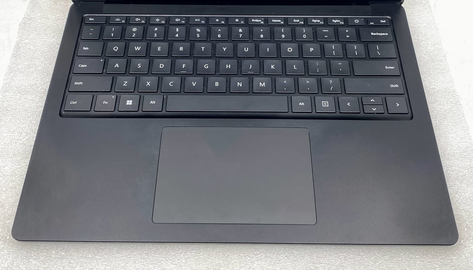 Microsoft Surface Laptop 4- 256GB SSD, 16GB DDR4 RAM, i7-1185G7 CPU, Win 11 Pro
