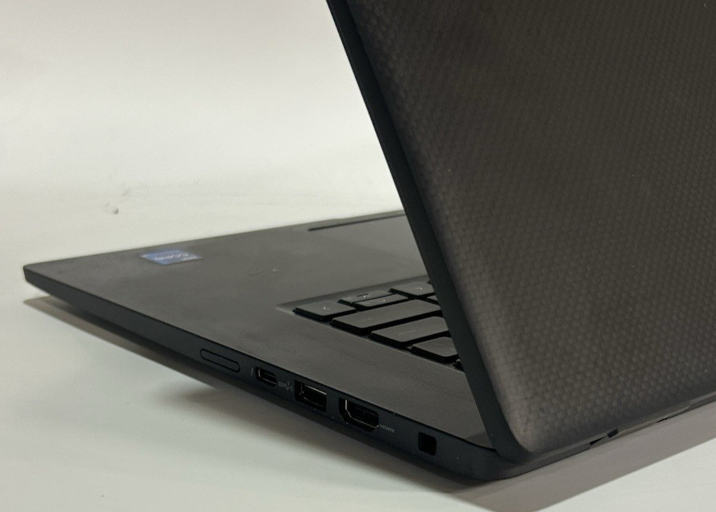 Dell Latitude 7530 15.6″ i7-1255U @1.70GHz | 16GB RAM | 256GB NVMe | W11P | READ