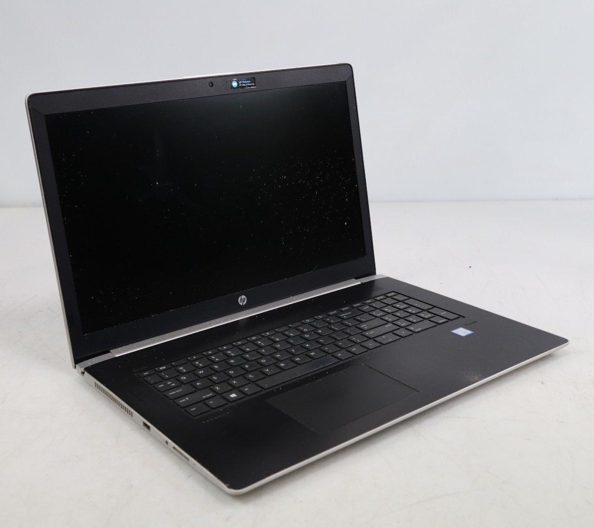 HP ProBook 470 G5 17.3″ Intel i5-8250U 8GB GeForce 930MX No HDD Parts Repair