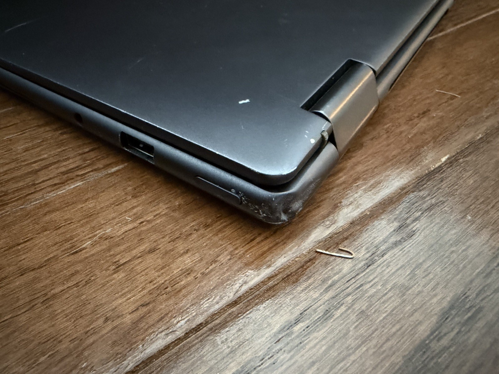 FOR PARTS NOT WORKING – Lenovo Yoga 7 16IAP7 16″ (256GB SSD Intel i5 8GB)
