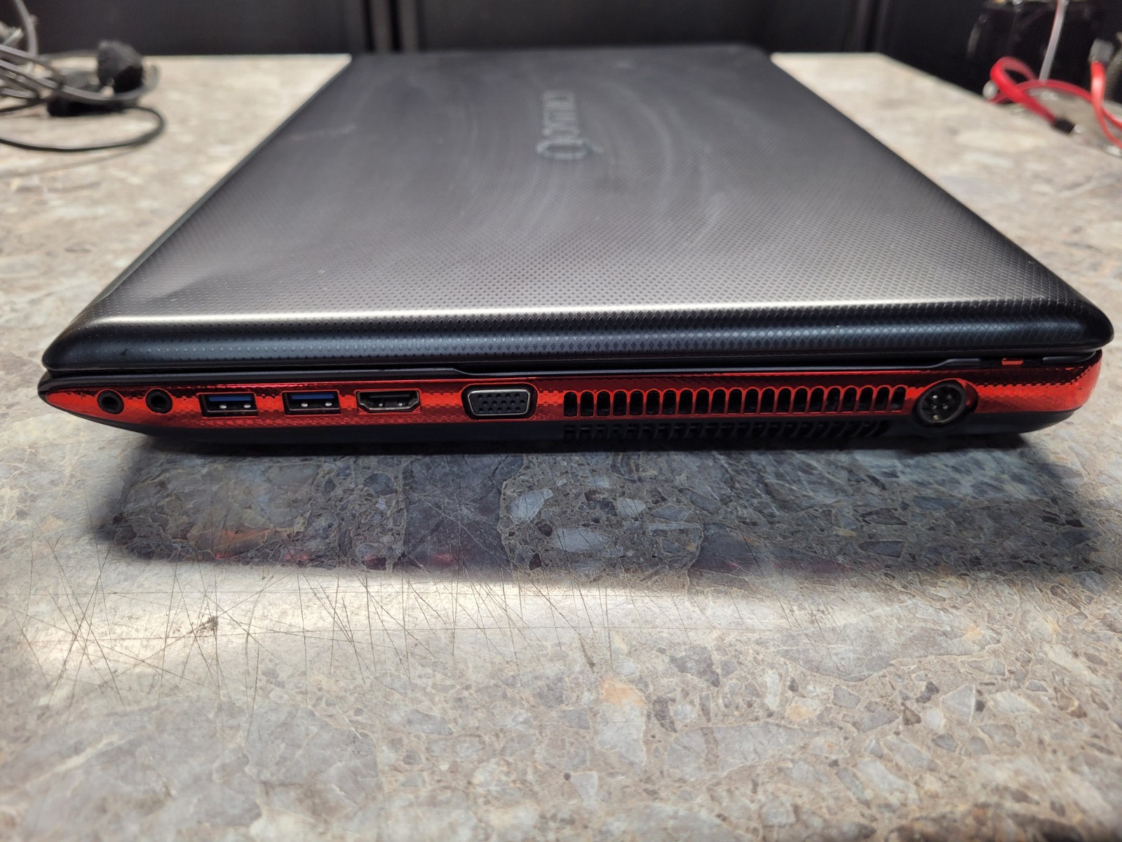 Toshiba Qosmio X870 17.3″ Intel Core i7-3610QM 12GB RAM 250GB SSD Win 7 GTX 670M