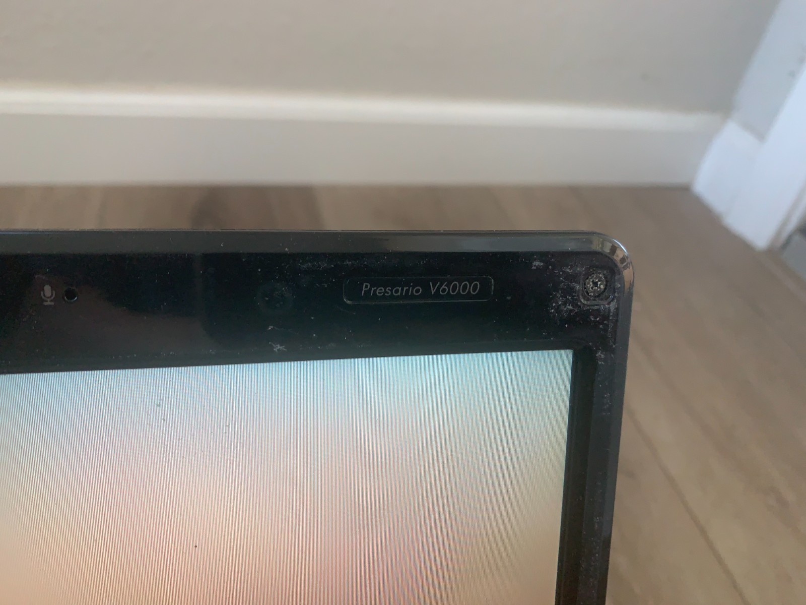 Compaq Presario V6000 15.4″ Intel Core Duo T2450 2.00Ghz 2GB RAM 120GB HDD Win 7