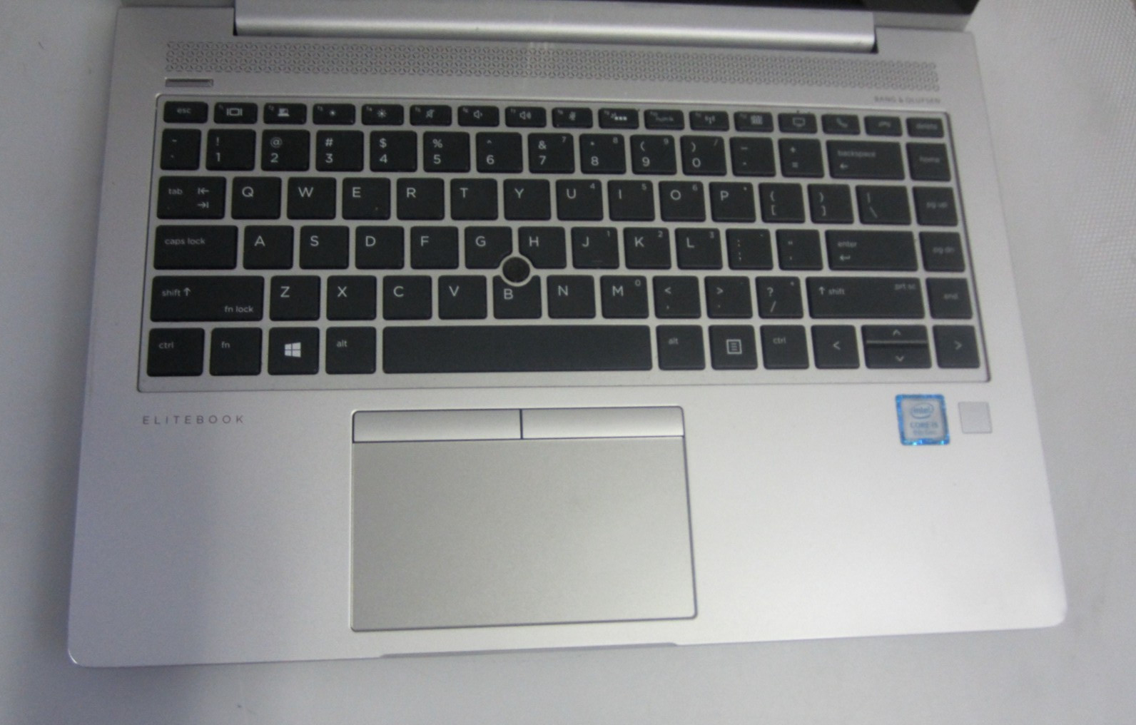 HP EliteBook 840 G5 i5-8250U 1.6GHz 16GB 256GB M2SSD UBUNTU LAPTOP + AC READ