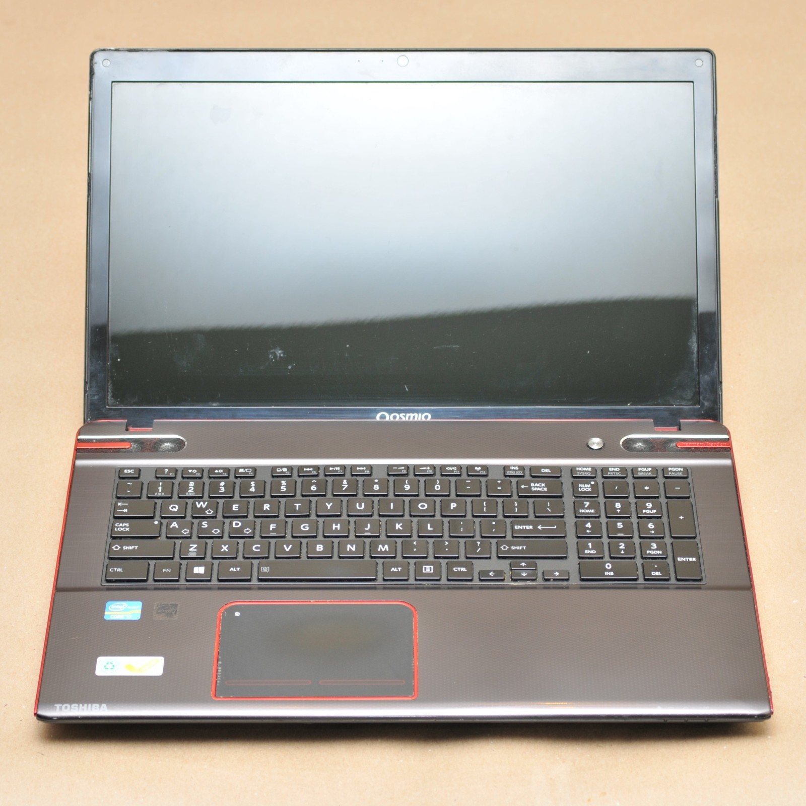 Toshiba Qosmio X875-Q7190 i7-3630QM GeForce GTX 670M 256GB SSD 12GB RAM Win 8