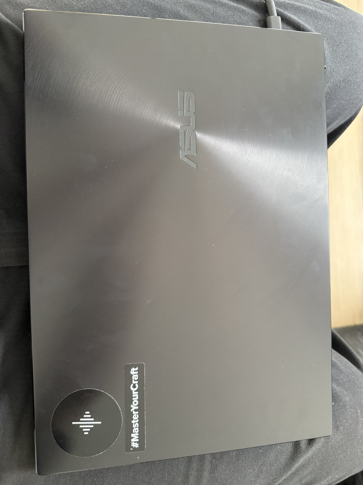 ASUS Zenbook 14
