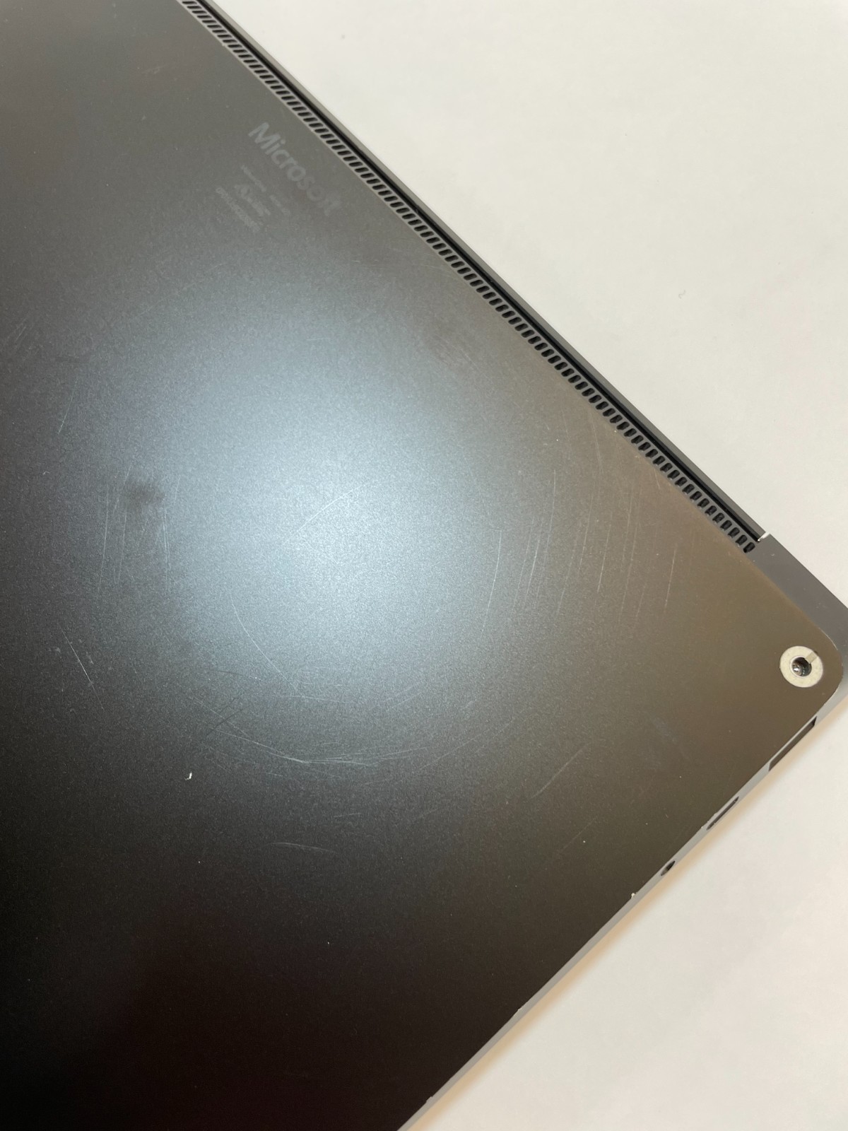 MICROSOFT Surface Laptop 5 13.5″ Core i7 1265U 16GB 255GB NVMe WIN11 -SEE PHOTOS