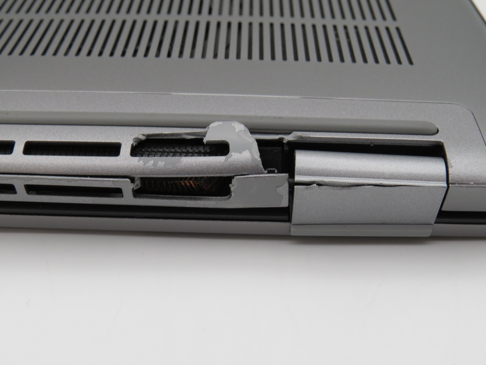 Dell Latitude 7440 | i7-1365U @ 1.8GHz | 32GB DDR5 | 512GB m2 | Win 11 Pro