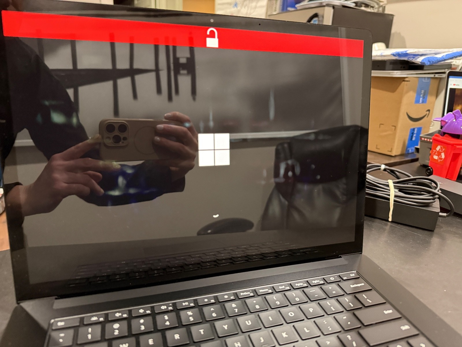 Microsoft Surface Laptop 3 1872 1.20GHz i5-1035G7 8GB RAM 256GB SSD Win 11 -READ